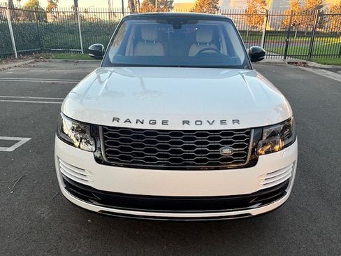 Used 2019 Land Rover Range Rover image 10