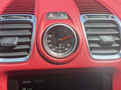 Used 2013 Porsche Boxster RWD image 12