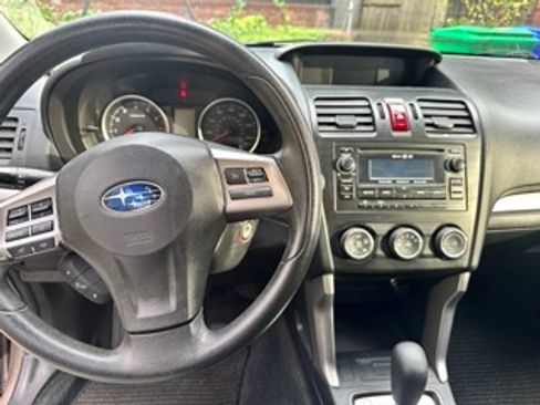 Used 2015 Subaru Forester 2.5i Premium image 14