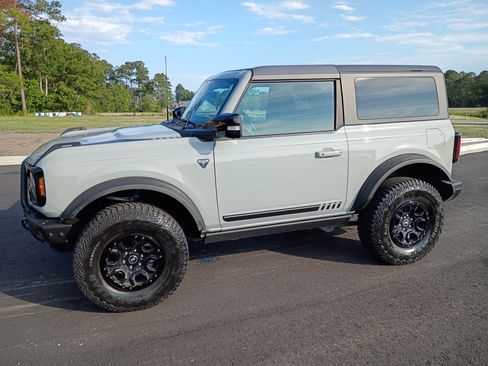 Used 2021 Ford Bronco First Edition AWD/4WD image 4
