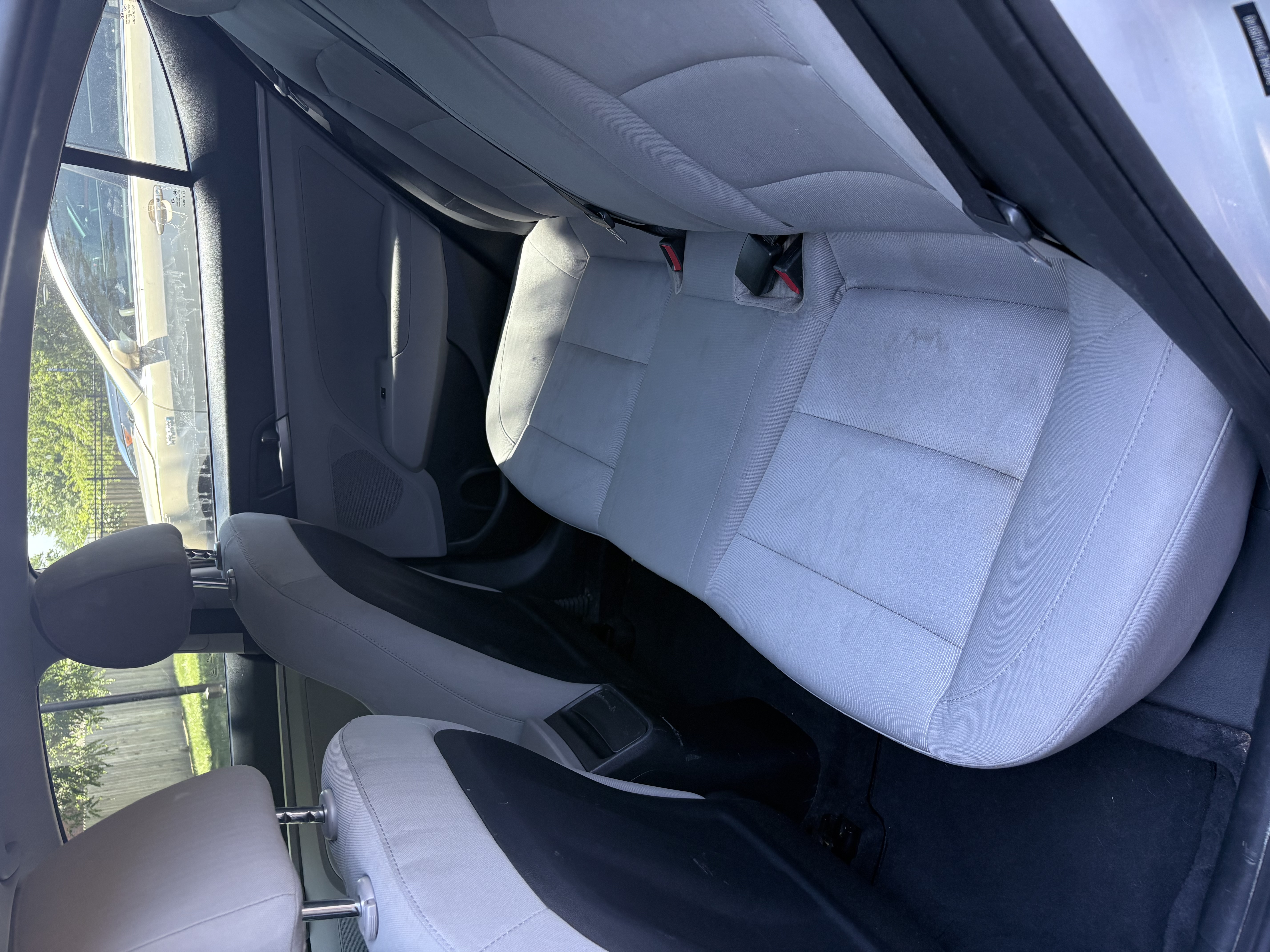 Used 2017 Hyundai Elantra SE FWD image 18