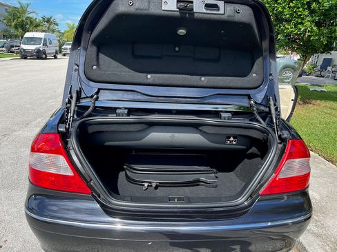 Used 2009 Mercedes-Benz CLK 350 Cabriolet image 9