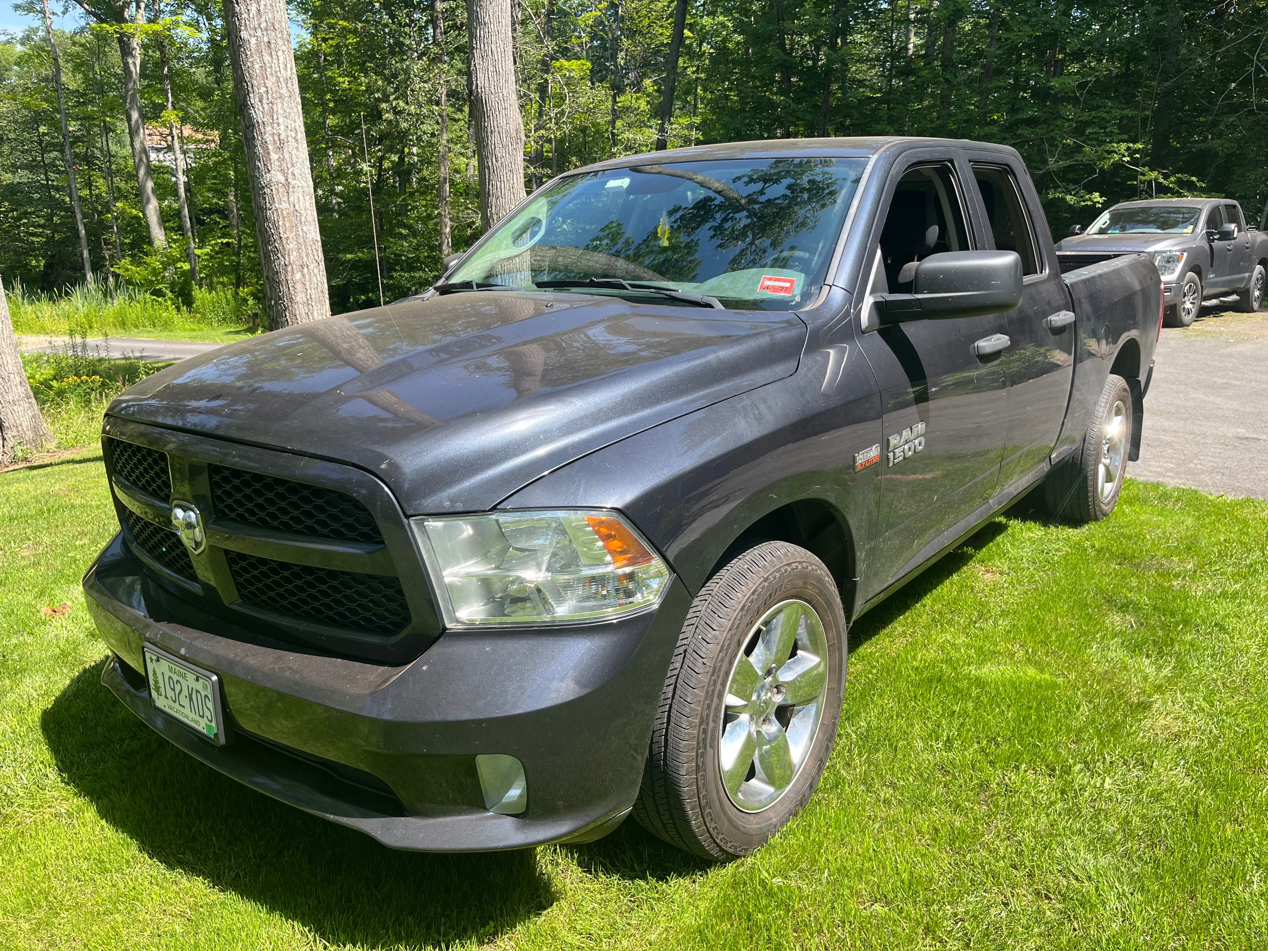 Used 2018 RAM 1500 Express w/ Express Value Package AWD/4WD image 10