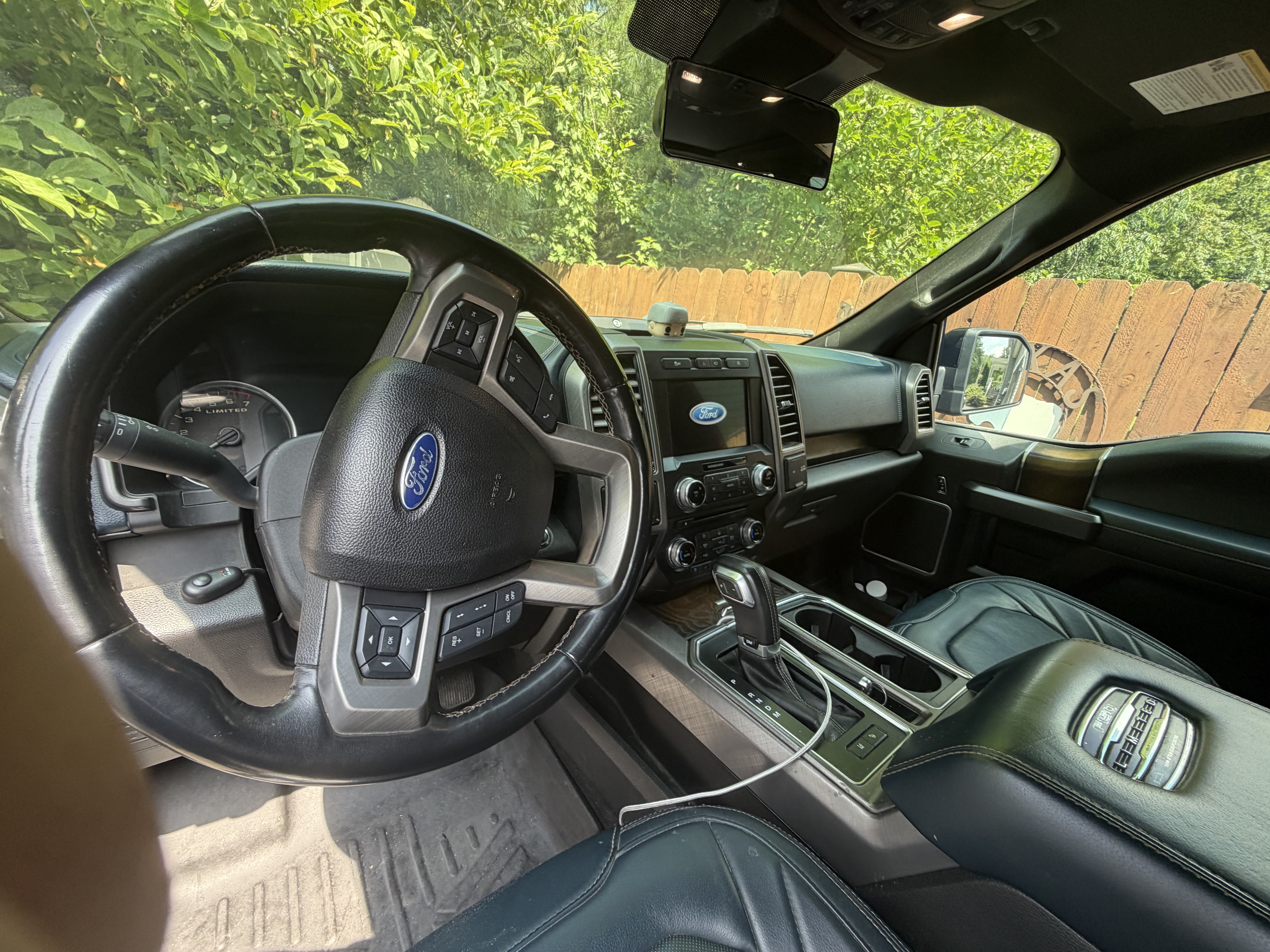 Used 2018 Ford F150 Limited AWD/4WD image 9