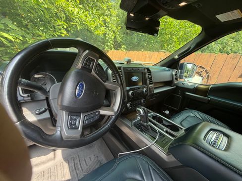 Used 2018 Ford F150 Limited AWD/4WD image 9
