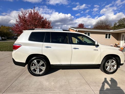Used 2012 Toyota Highlander Limited image 15