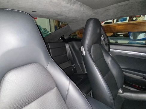 Used 2015 Porsche 911 Carrera 4S image 17