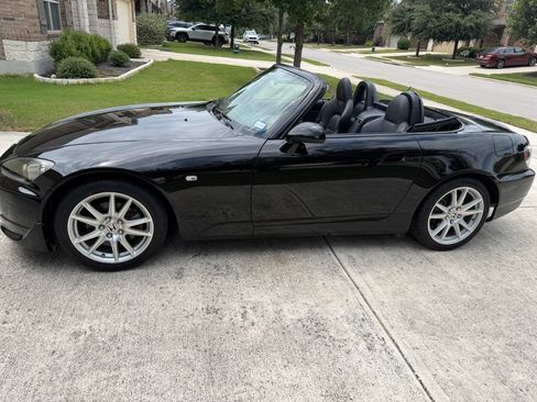 Used 2006 Honda S2000 image 4