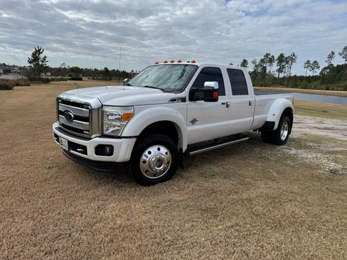 Used 2016 Ford F450 Platinum image 1
