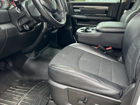 Used 2018 RAM 3500 Big Horn w/ Sport Appearance Group image 5