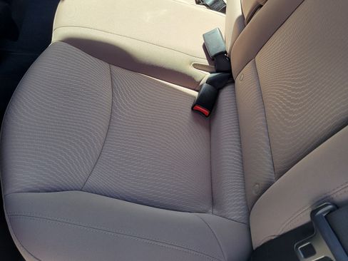 Used 2016 Hyundai Elantra Value Edition image 19