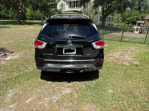 Used 2015 Nissan Pathfinder SV w/ Trailer Tow Package image 7