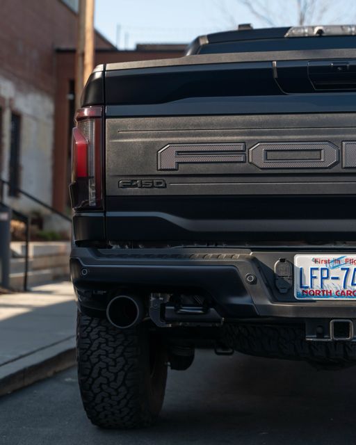 Used 2025 Ford F150 Raptor AWD/4WD image 5