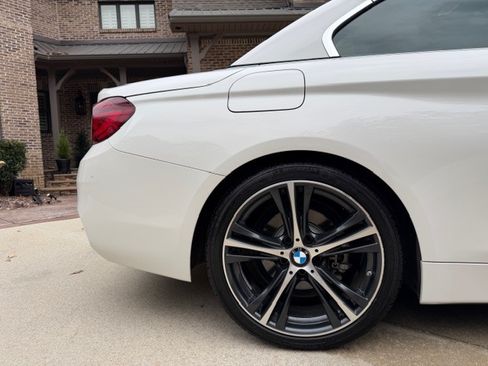 Used 2020 BMW 430i 430i Convertible 2D w/ Convenience Package image 11