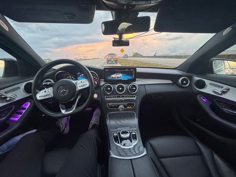Used 2019 Mercedes-Benz C 300 Sedan image 8