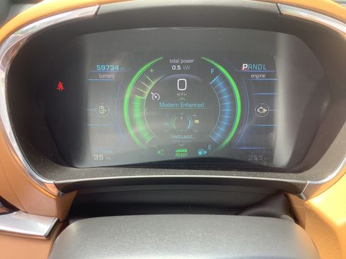 Used 2017 Chevrolet Volt Premier w/ Driver Confidence Package FWD image 20