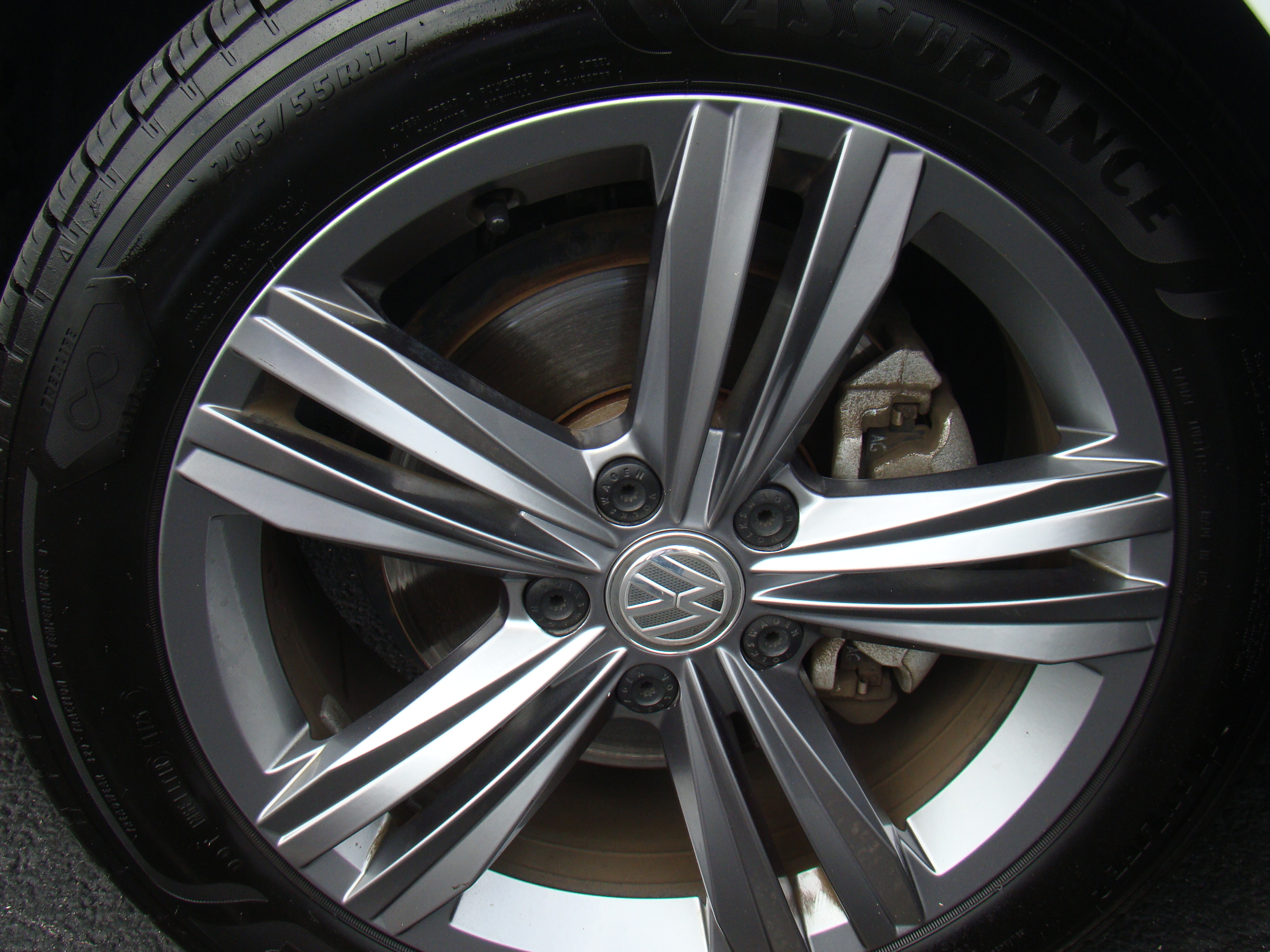 Used 2019 Volkswagen Jetta R-Line FWD image 24
