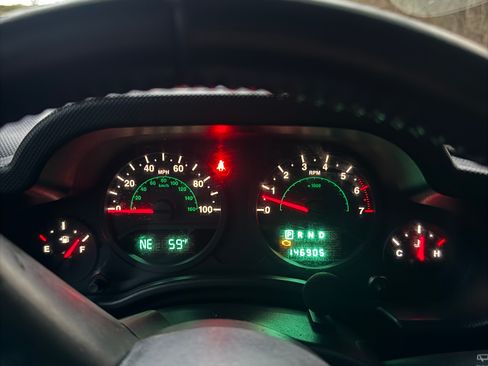 Used 2007 Jeep Wrangler Unlimited X w/ Dual Top Group image 8