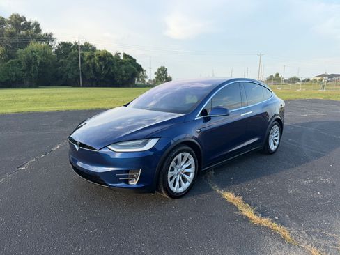 Used 2019 Tesla Model X P100D AWD/4WD image 4