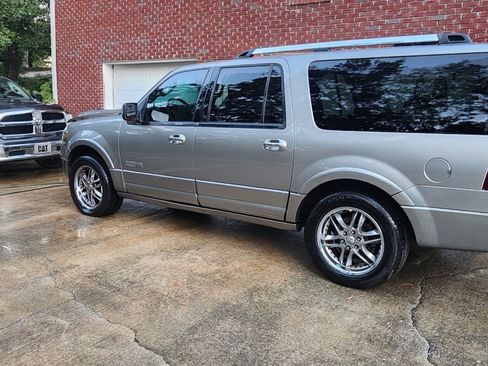 Used 2008 Ford Expedition EL Limited image 1