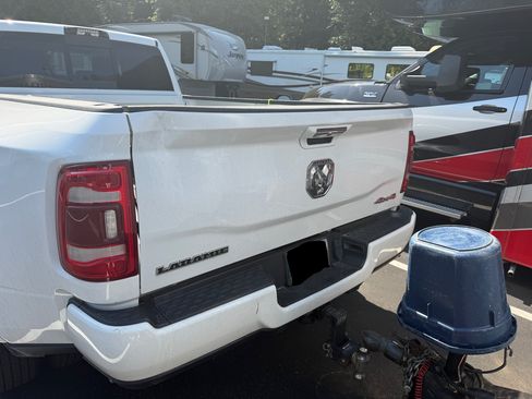 Used 2021 RAM 3500 Laramie w/ Safety Group AWD/4WD image 8
