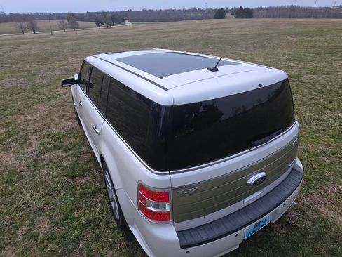Used 2012 Ford Flex Limited w/ Equipment Group Order Code image 8