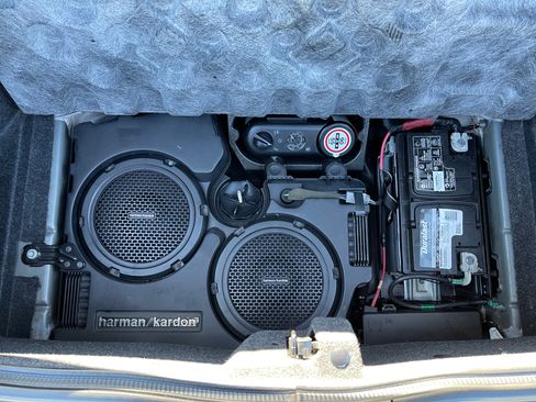 Used 2012 Dodge Challenger SRT8 w/ Premium Sound Group image 16