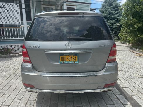 Used 2012 Mercedes-Benz GL 320 BlueTEC 4MATIC image 5