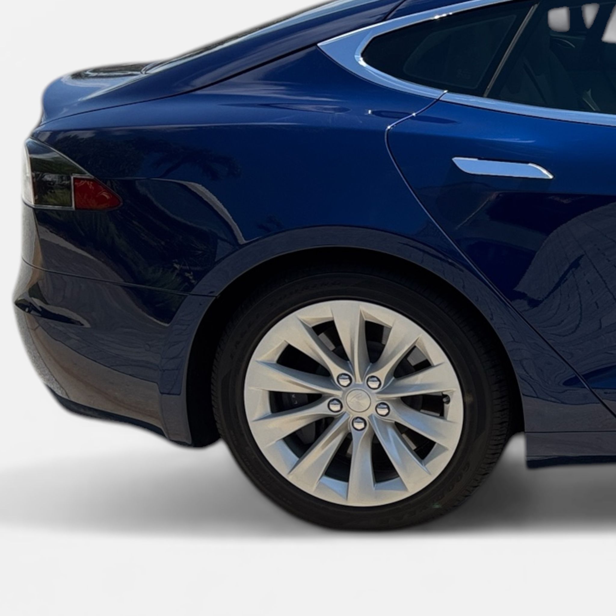 Used 2017 Tesla Model S 75D AWD/4WD image 16