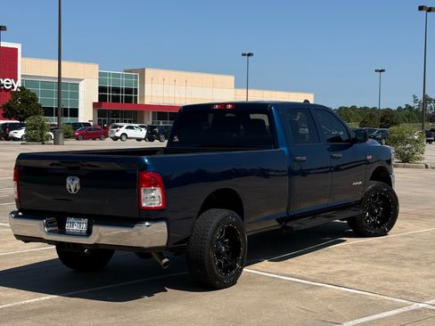 Used 2022 RAM 2500 Tradesman w/ Chrome Appearance Group RWD image 6