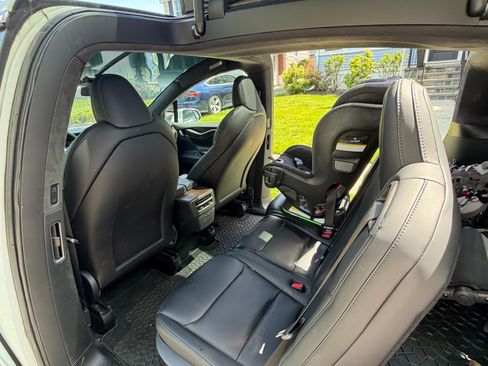 Used 2020 Tesla Model X AWD/4WD image 12