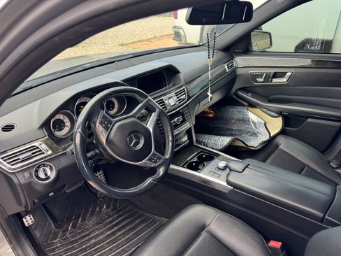 Used 2014 Mercedes-Benz E 350 Sedan image 6