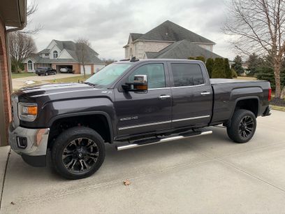Used 2016 GMC Sierra 2500 SLT w/ Duramax Plus Package