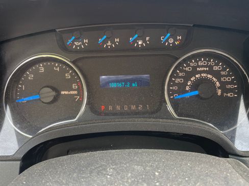 Used 2013 Ford F150 XLT w/ HD Payload Pkg RWD image 9
