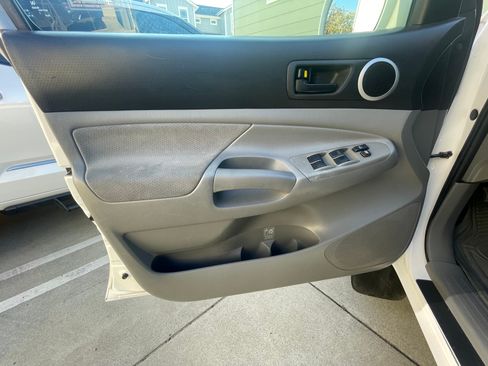 Used 2007 Toyota Tacoma 4x4 Double Cab image 2