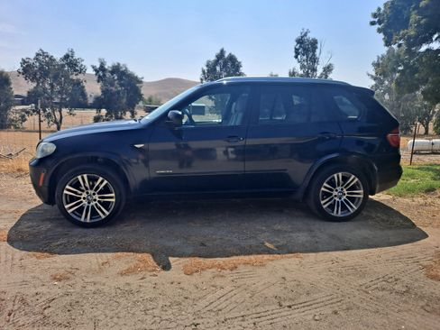 Used 2013 BMW X5 xDrive35i image 2