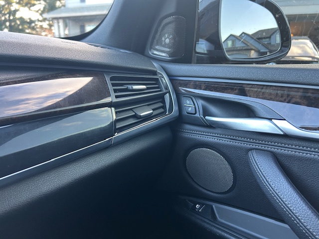 Used 2017 BMW X5 xDrive40e AWD/4WD image 12