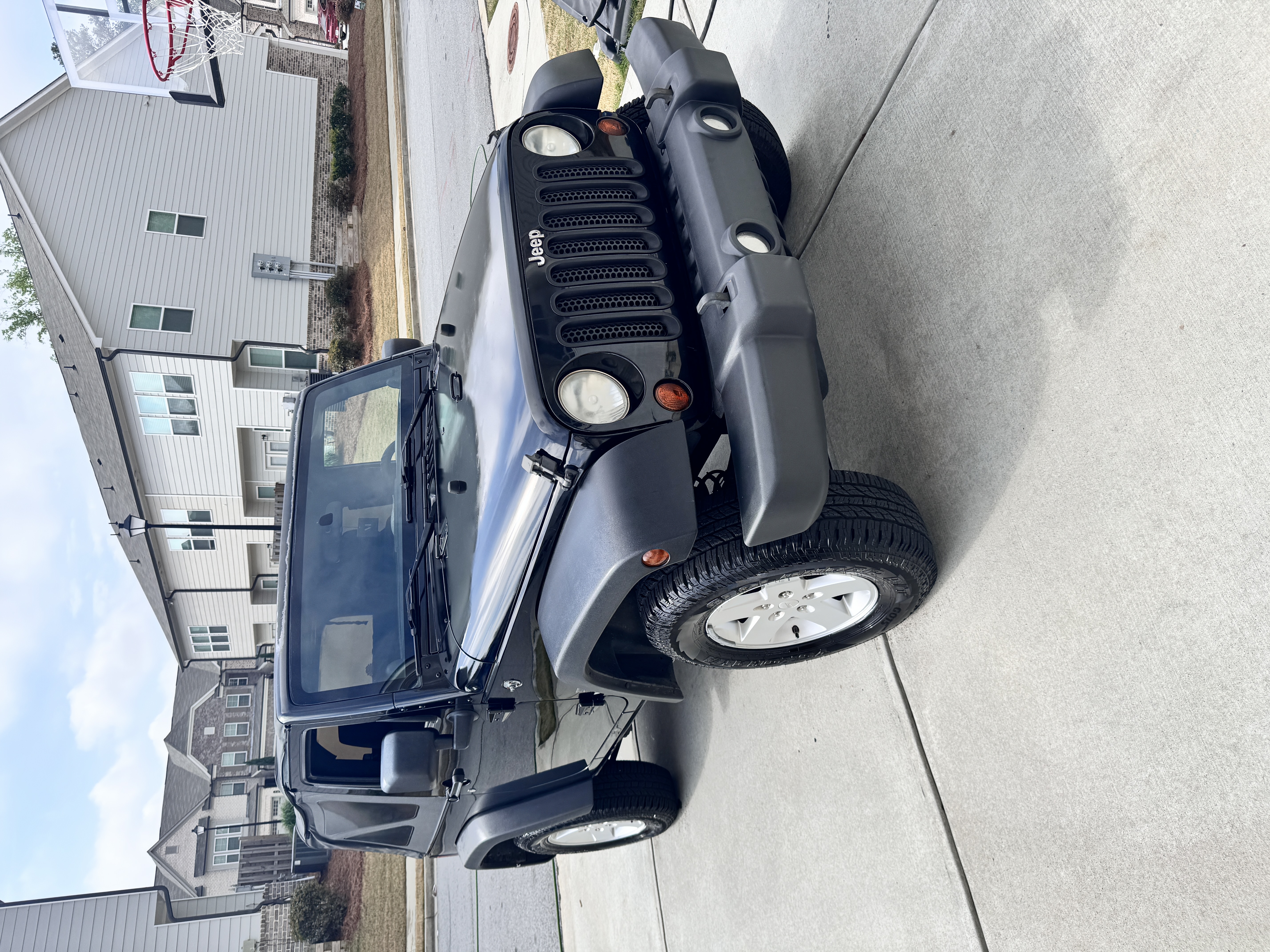 Used 2011 Jeep Wrangler Sport AWD/4WD image 2