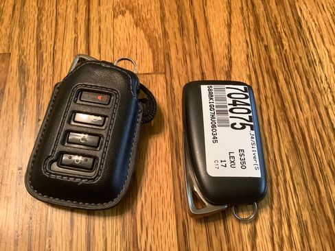 Used 2017 Lexus ES 350 image 8