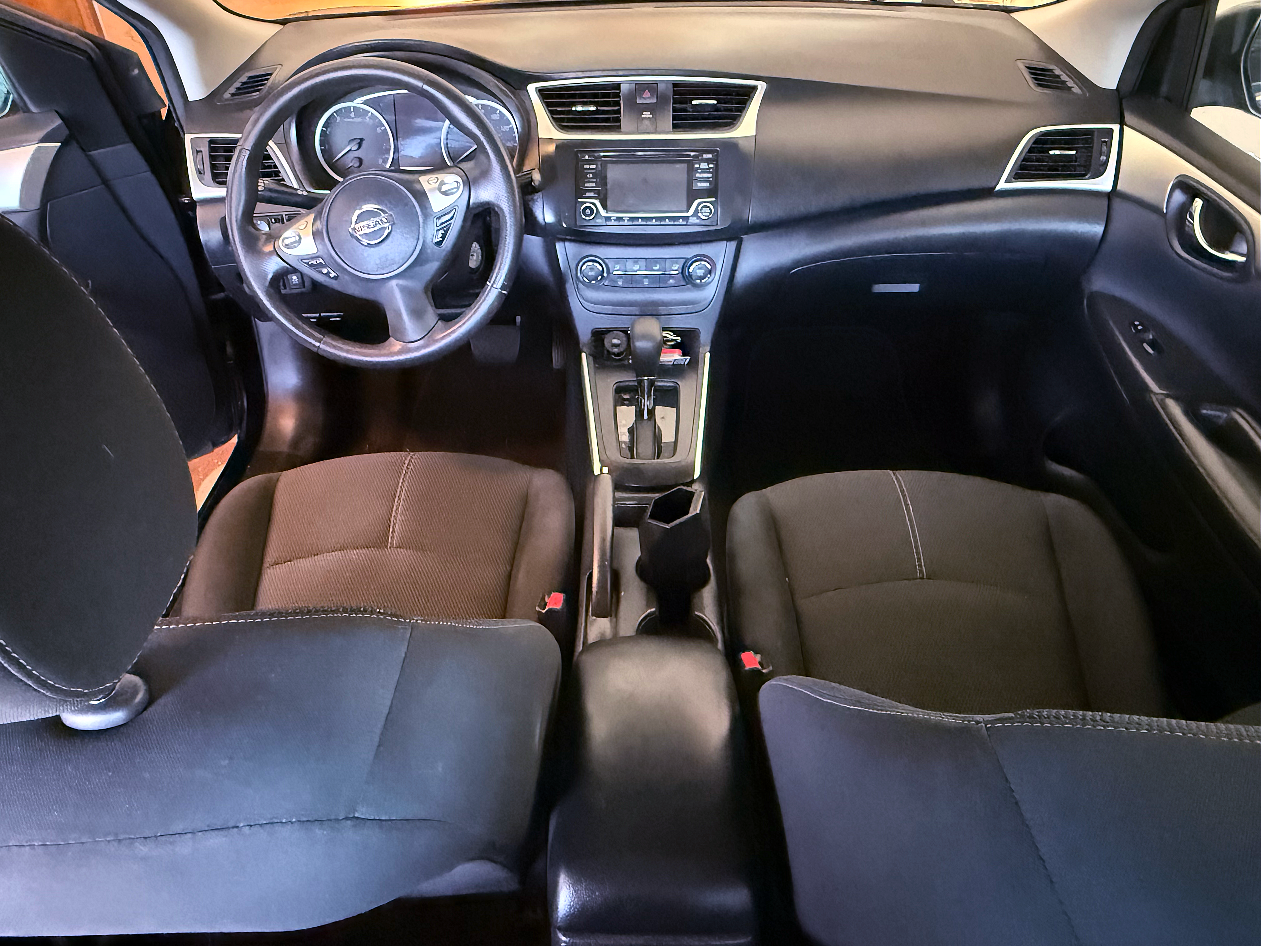 Used 2018 Nissan Sentra S FWD image 14