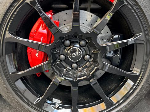 Used 2023 Audi R8 V10 GT image 11