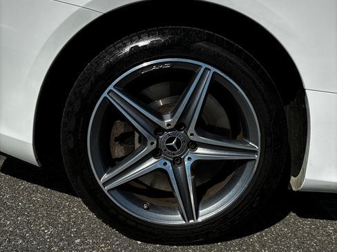 Used 2020 Mercedes-Benz E 450 4MATIC Coupe image 12