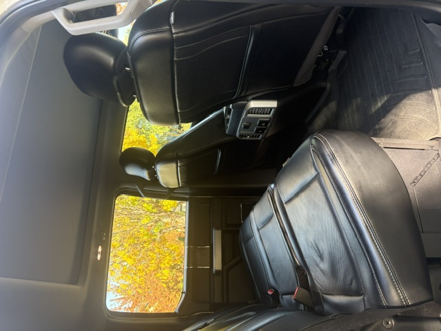 Used 2017 Ford F350 Lariat w/ Lariat Ultimate Package AWD/4WD image 18