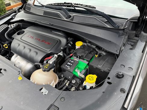 Used 2018 Jeep Compass Sport image 15