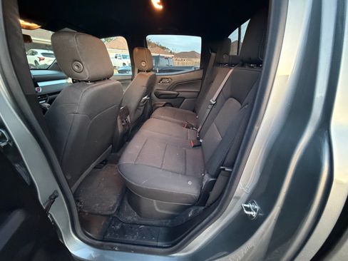 Used 2024 Chevrolet Colorado LT w/ LT Convenience Package image 9