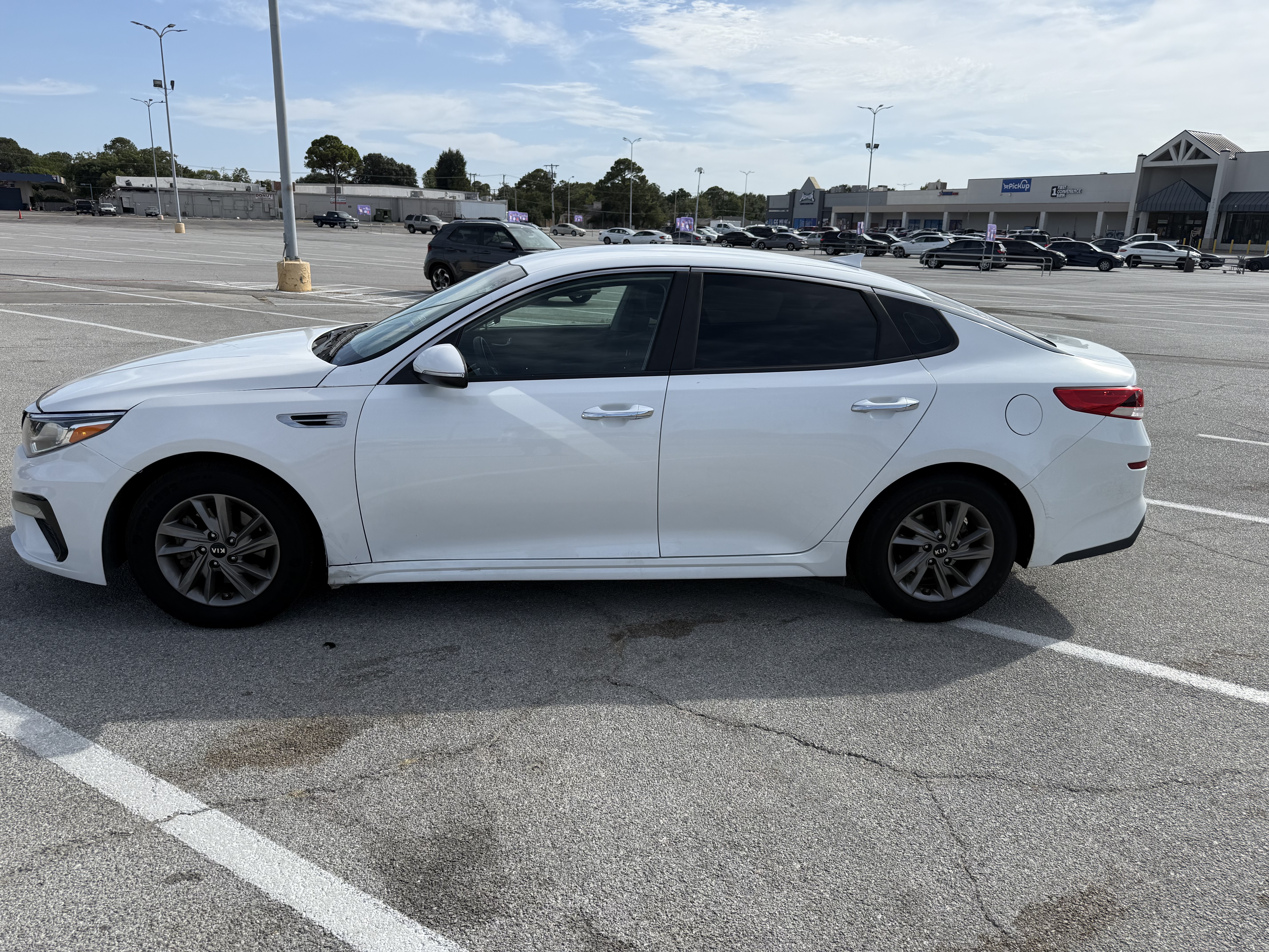 Used 2019 Kia Optima LX FWD image 8