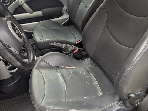 Used 2004 MINI Cooper Hardtop image 9