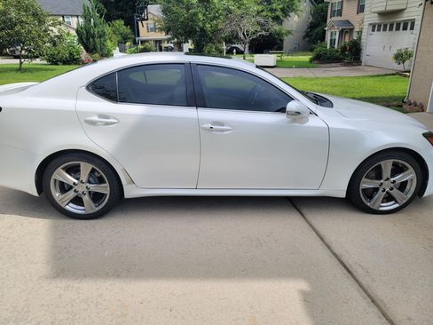 Used 2012 Lexus IS 350 image 4