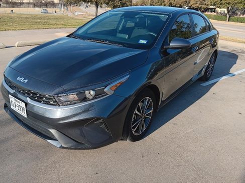 Used 2024 Kia Forte LXS image 5