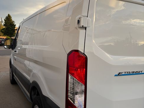 Used 2023 Ford E-Transit Low Roof RWD image 4